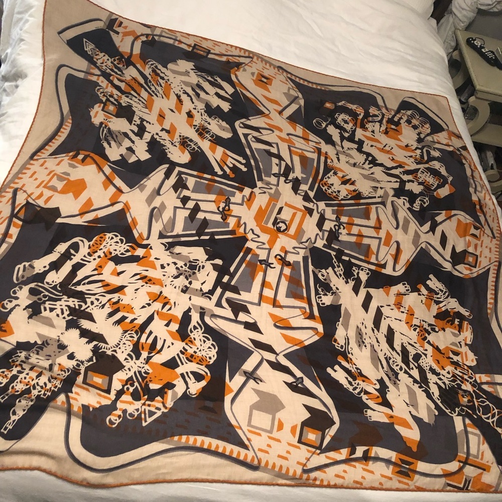 Hermès Scarf